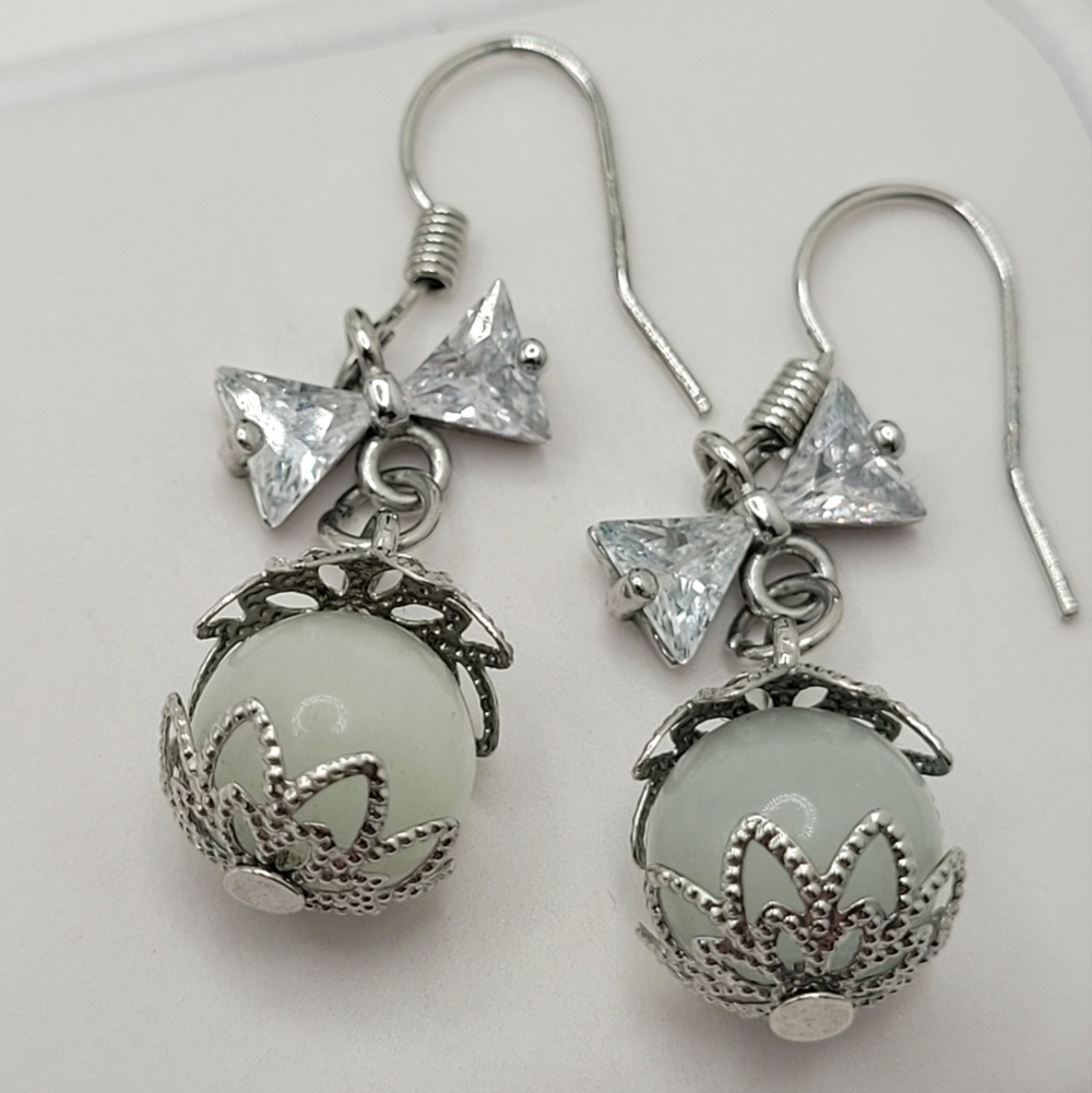 ✨2/$10✨ Moonstone Bowtie Silver Earrings Ball Sparkle Dangle Crystal